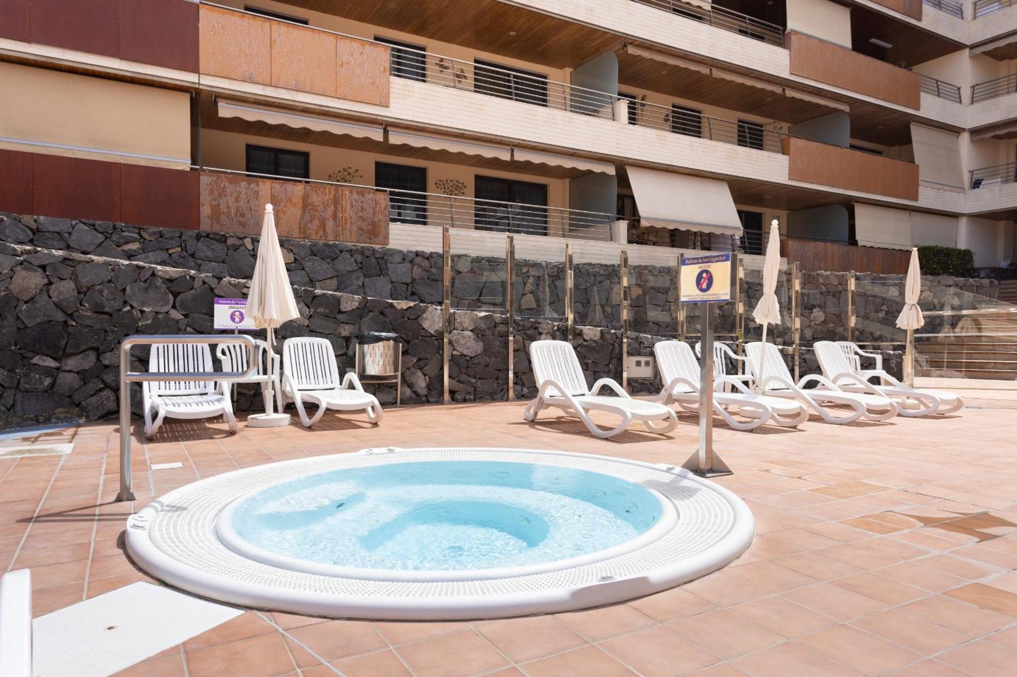 Balcon De Los Gigantes With Pool View Puerto de Santiago  Ngoại thất bức ảnh